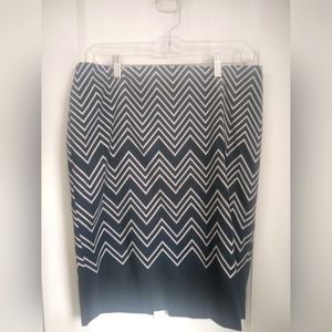 WHBM black and white zig zags pencil skirt